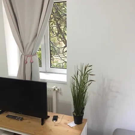 Апартаменти Perla Plantelor Бухарест
