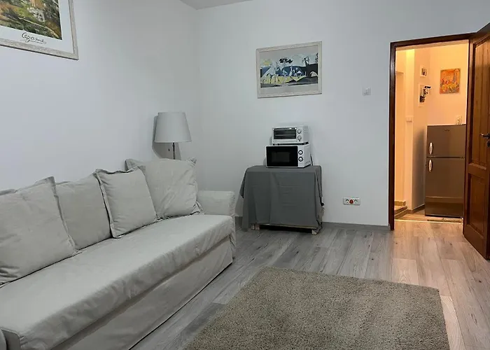 Perla Plantelor * Bucarest